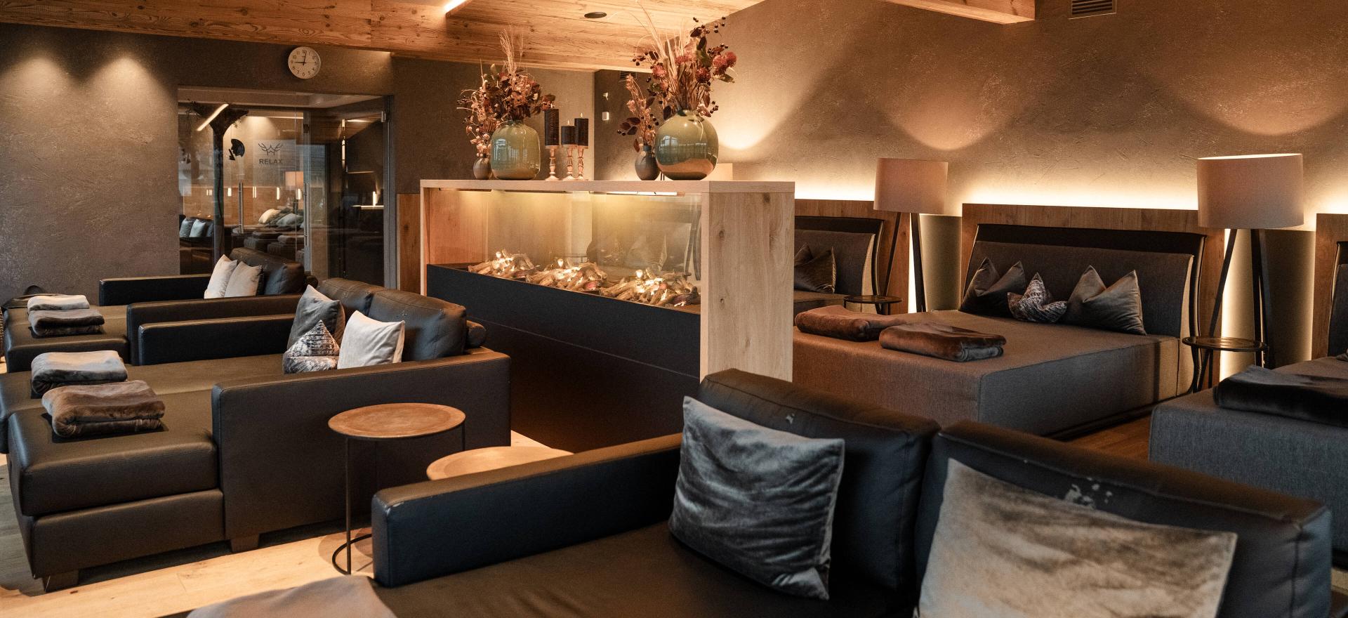 Welcome in probably the coolest adventure hotel in the Alps!